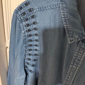 Velvet Heart Light Blue Denim Shirt medium